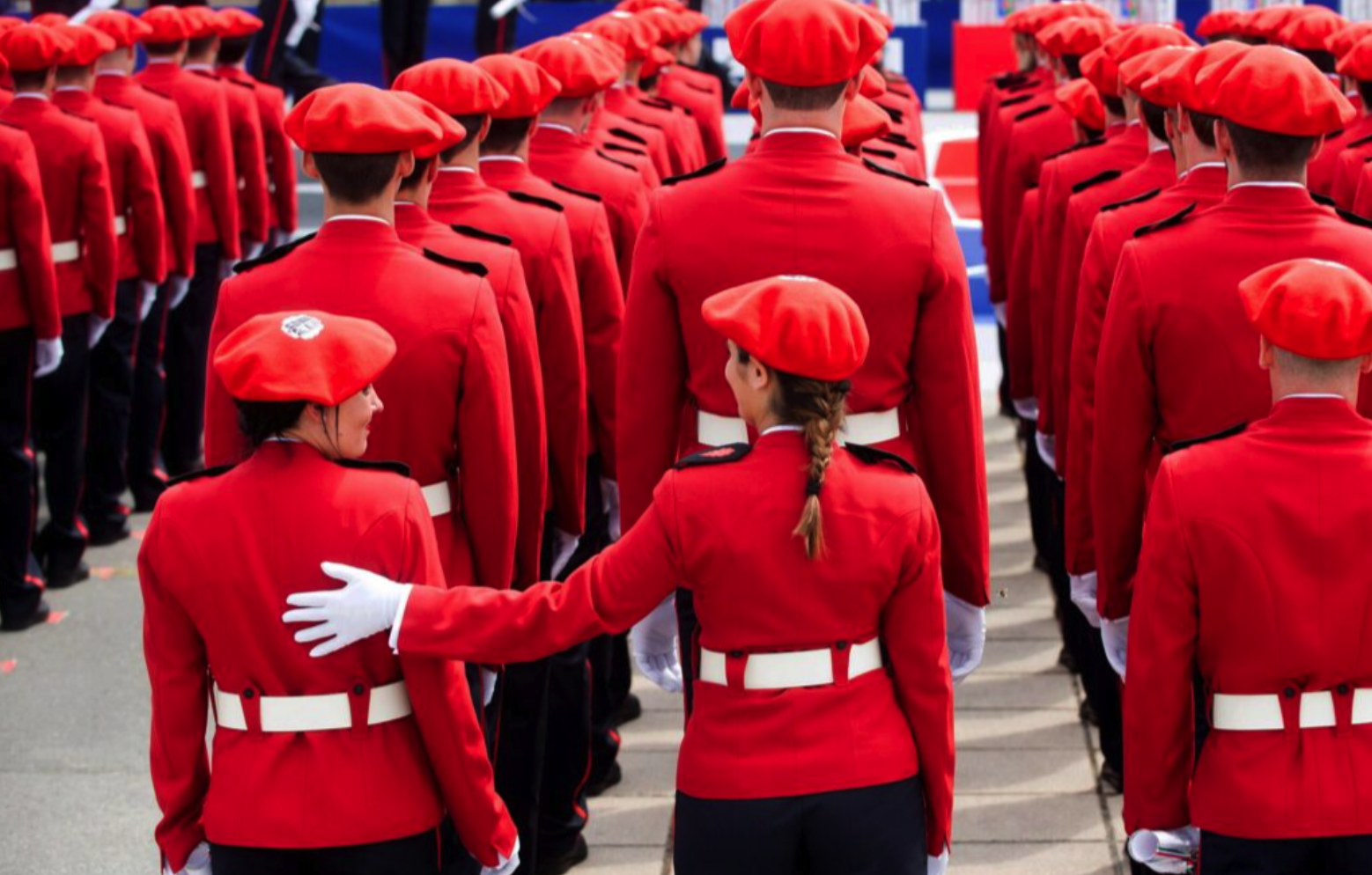 oposiciones-la-academia-cursos2